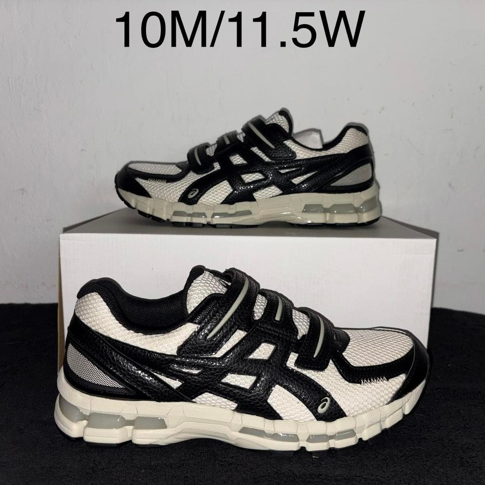 ASICS Gel Kayano 20 HAL STUDIOS Bone Size 10 Men's Brand New 1203A499-250